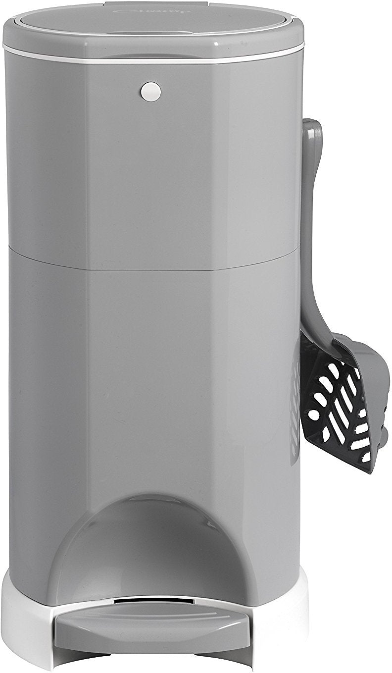 Litter disposal container outlet
